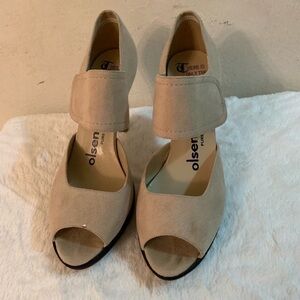 Olsenhaus Pure Vegan Platform Heels